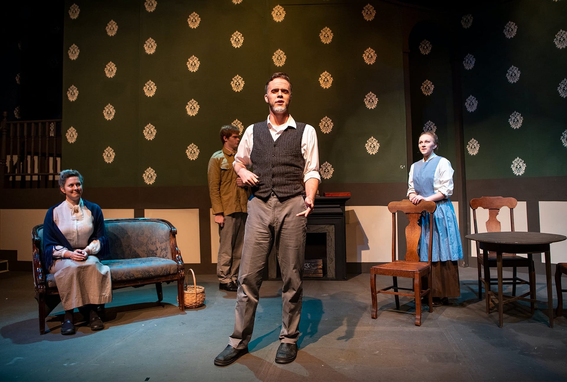 Summer Theatre actors on stage