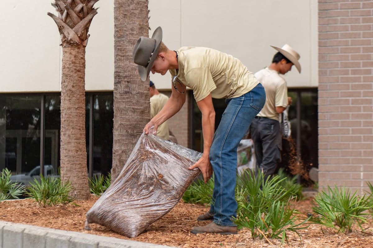 Student-Employ-Grounds Summer student worker working on the PCC grounds