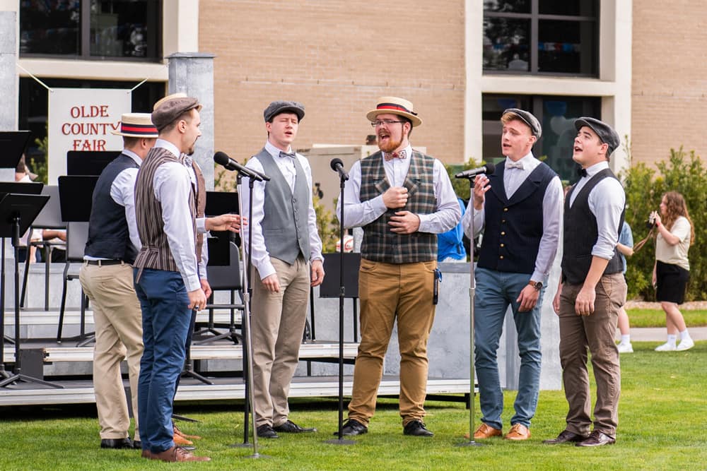 Singers at Bible Conference Picnic