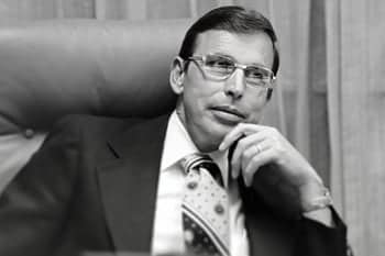 Dr. Arlin Horton