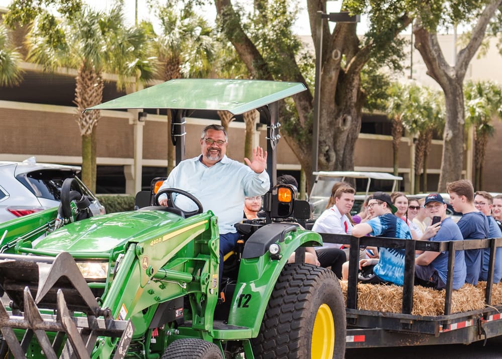 Dr. Shoemaker at Bible Conference Picnic