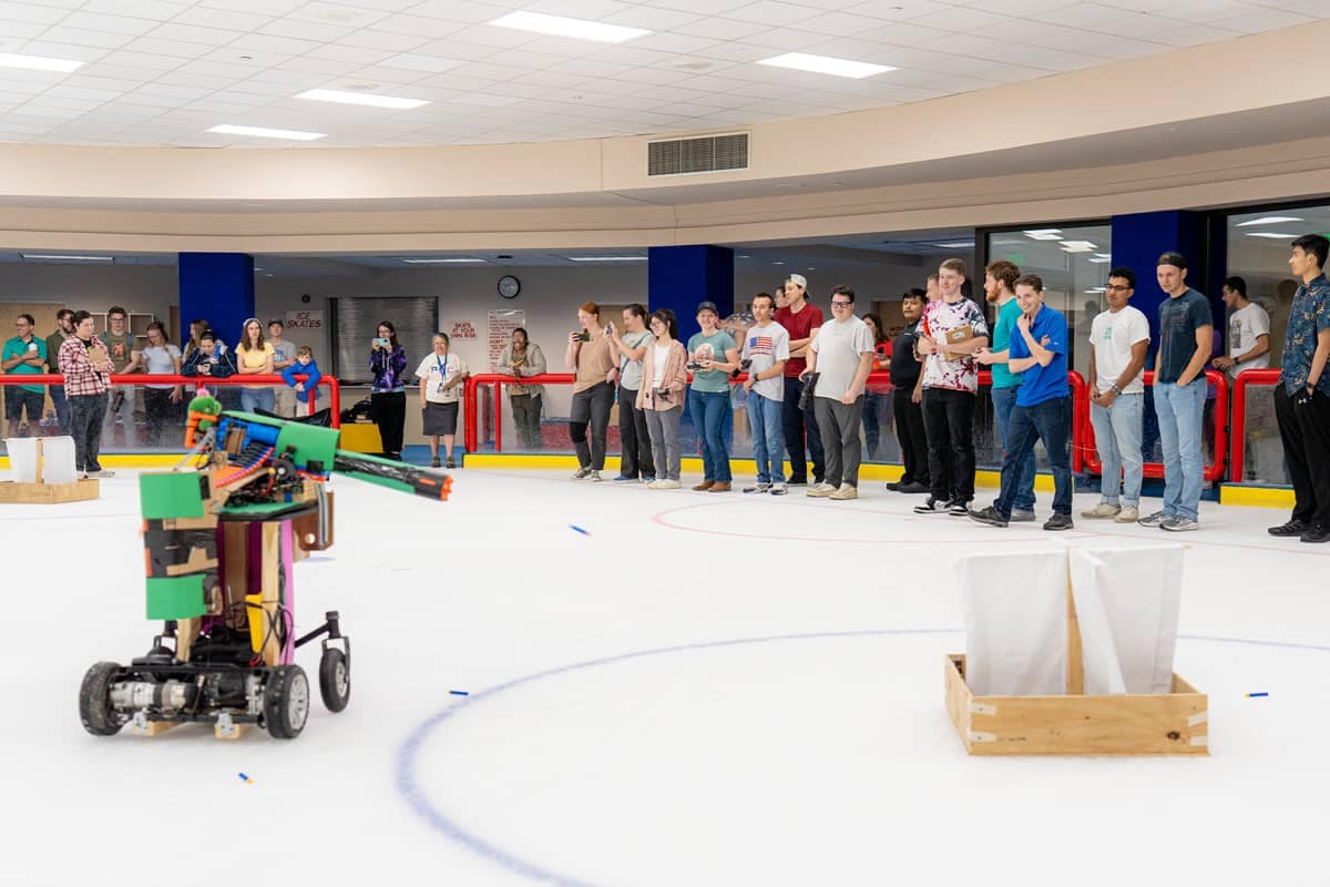 Engineering design competition in ice rink