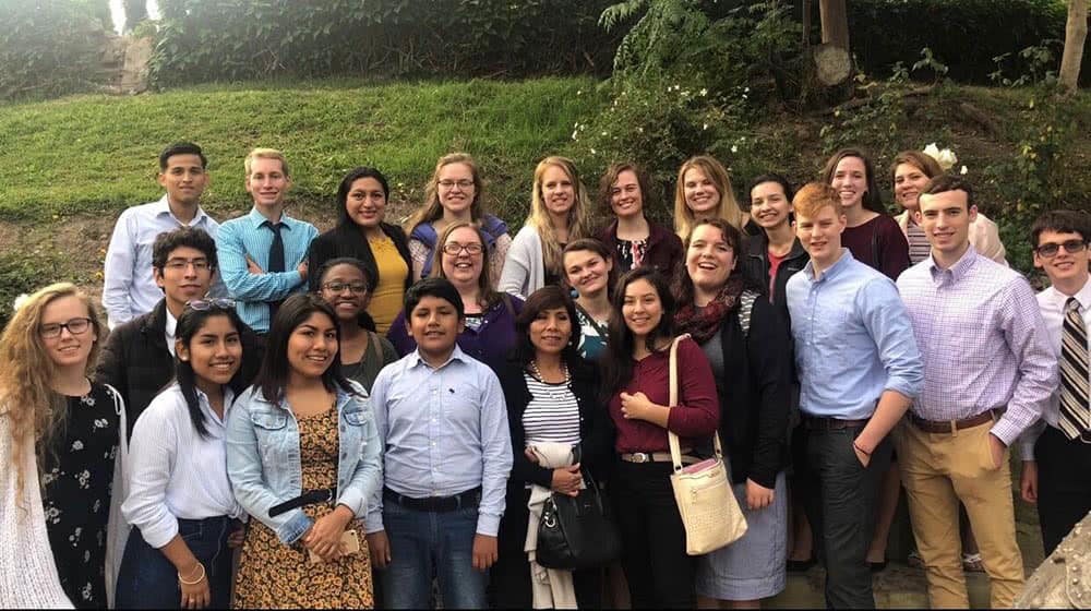 YOM missions team taking a group photo. 