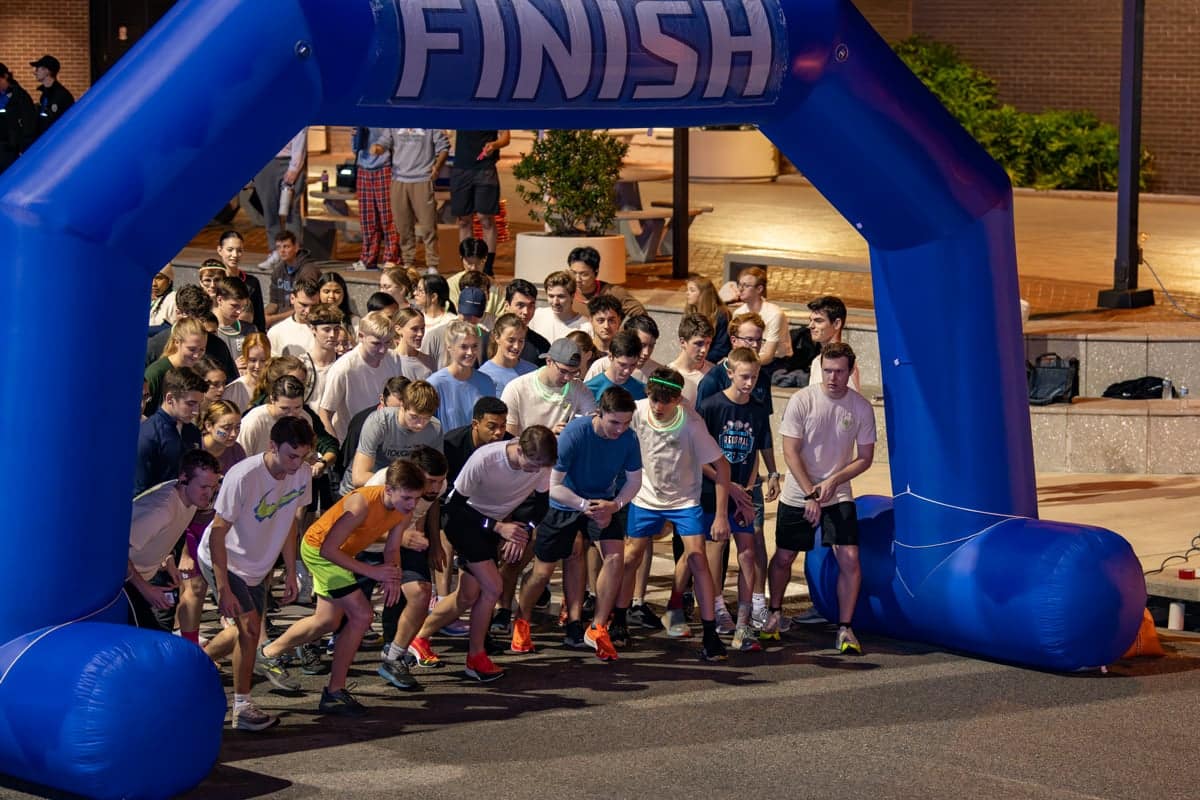 Christmas Mission Run Start