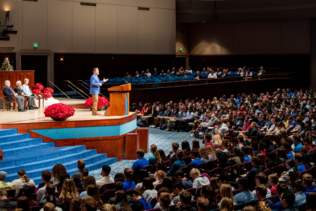 last-chapel-1 Closing Convocation