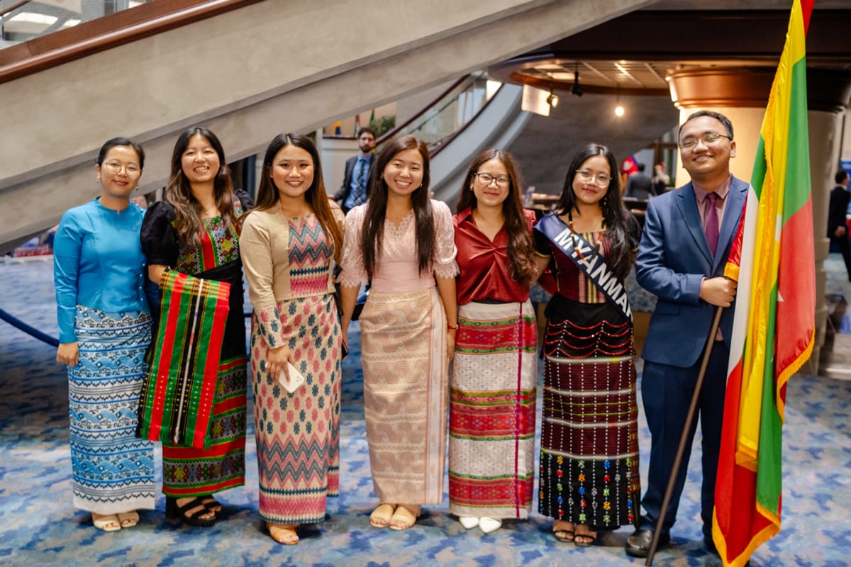 Students from Myanmar in Parade of Nations