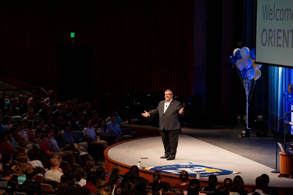 Dr. Shoemaker speaks at the Freshman Orientation meeting