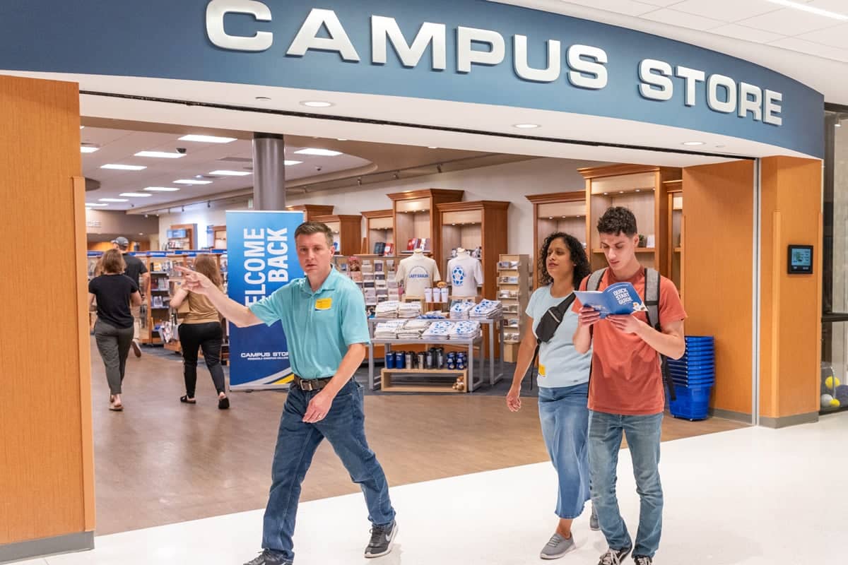 New PCC Students navigate through the Common Grounds during Welcome Weekend